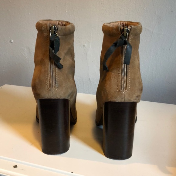 Jeffrey Campbell Rumble Bootie Suede - Picture 3 of 9